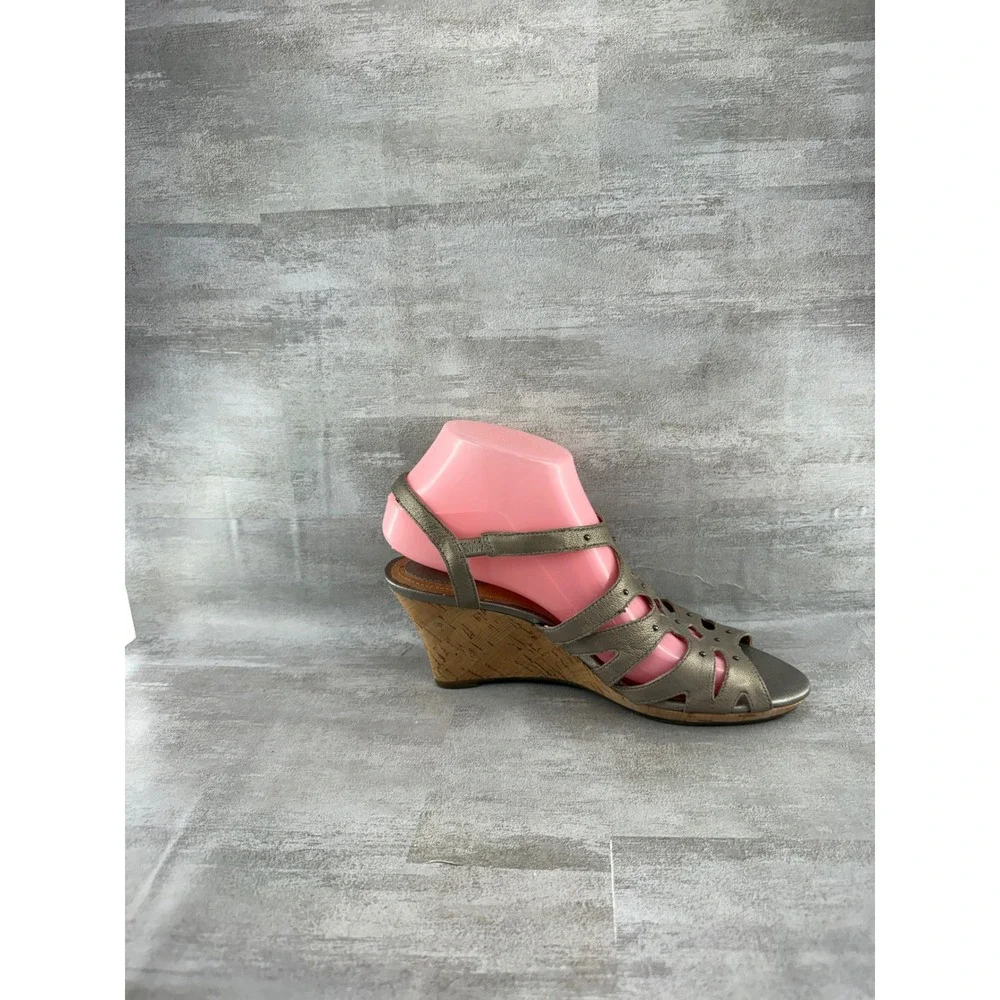 Clarks Women Metallic Pewter Leather Laser Cut Cork Wedge Sandals 60694 Size 8M